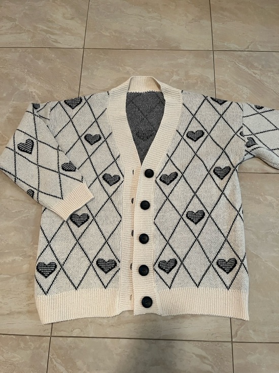 SHEIN Sweaters - Heart Design Oversized Cardigan